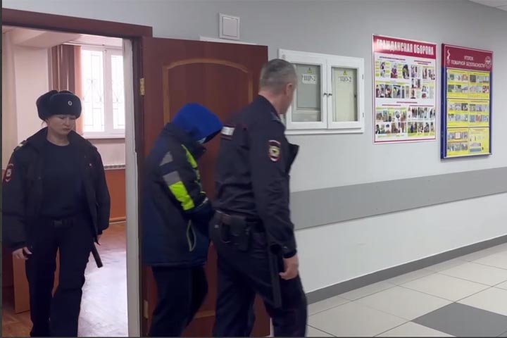 В Саяногорске осудили педофила 